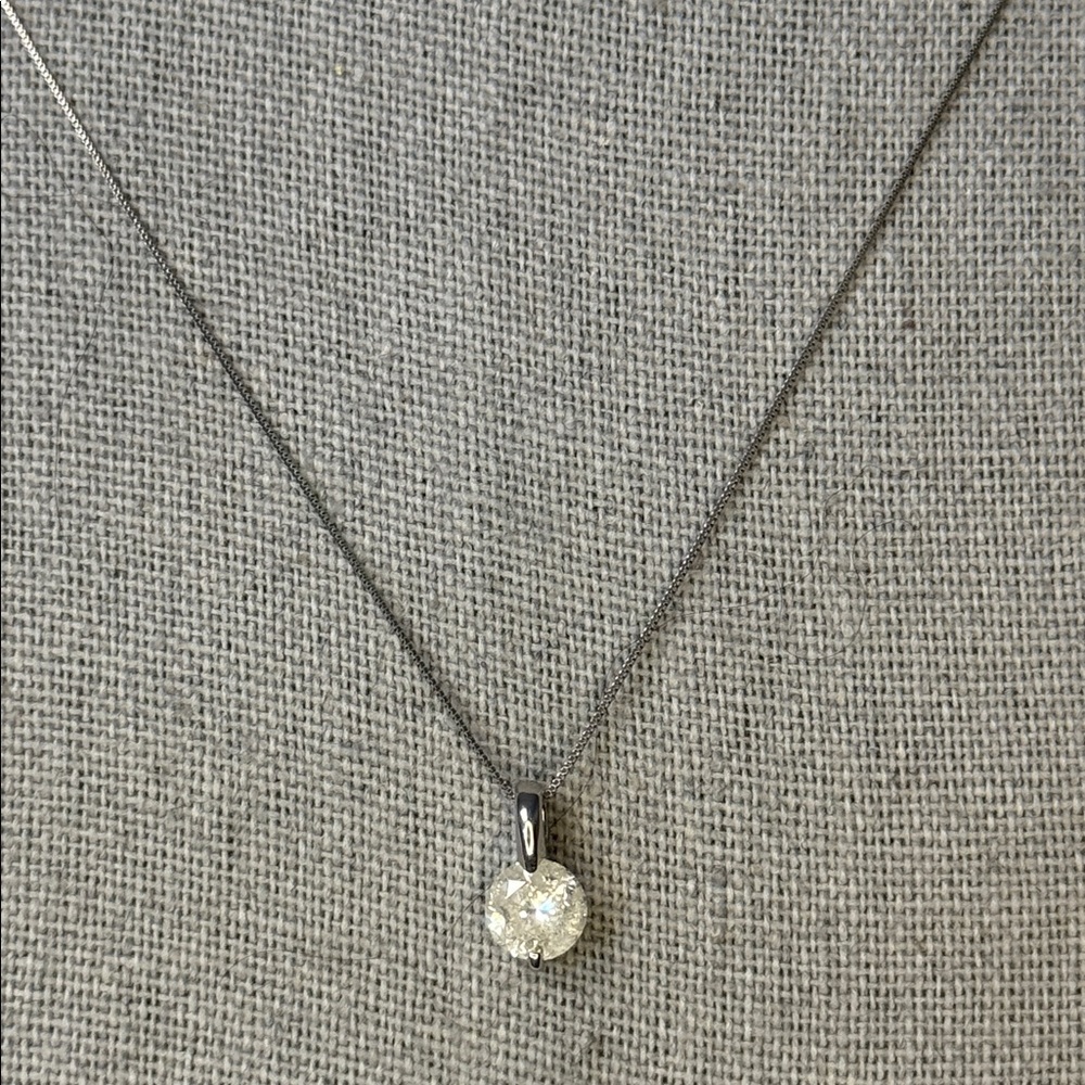 1ct Natural Diamond Pendant Necklace in Platinum Pt850 / Pt900 - Picture 3 of 6